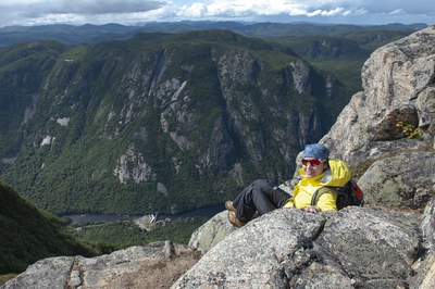 24 Acropole Des Draveurs Hiking Trail